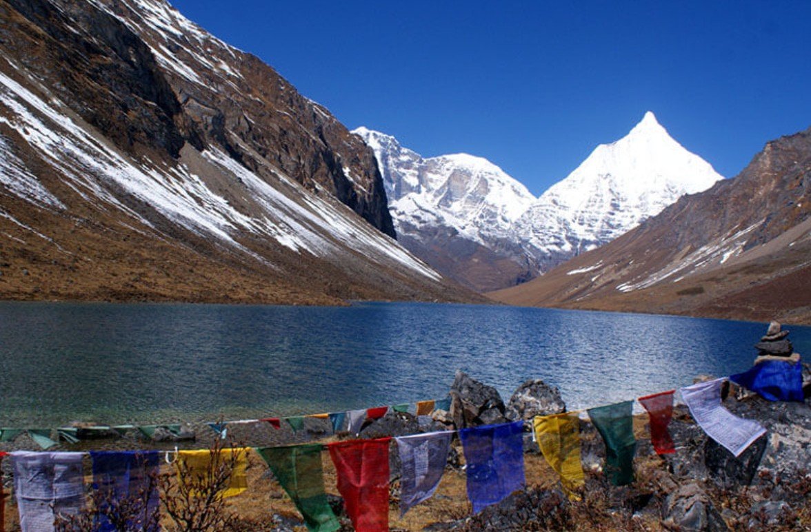 Dagala Thousand Lakes Trek